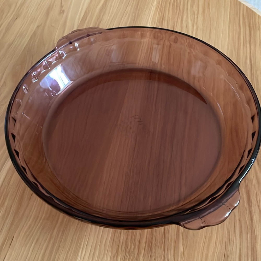 Fluted Pyrex cranberry Glass Pie Dish
Number 220